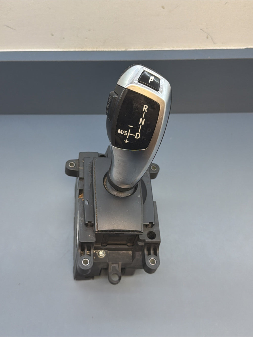 11-16 BMW 5 7 SERIES AUTOMATIC GEAR SHIFTER SELECTOR SHIFT KNOB OEM 9239504