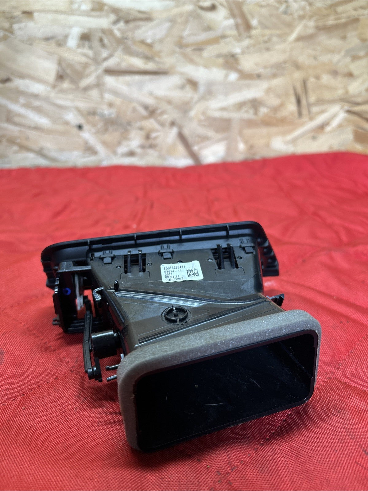 11-16 BMW F10 528I 535I 550I M5 FRONT RIGHT DASH DASHBOARD AC AIR VENT 916688