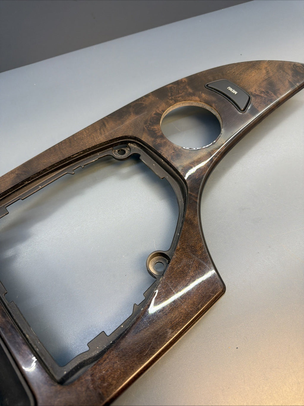 BMW E60 E61 5'es GEAR SHIFT BEZEL DECOR PANEL WITH ODDMENTS TRAY 9165231 6974707