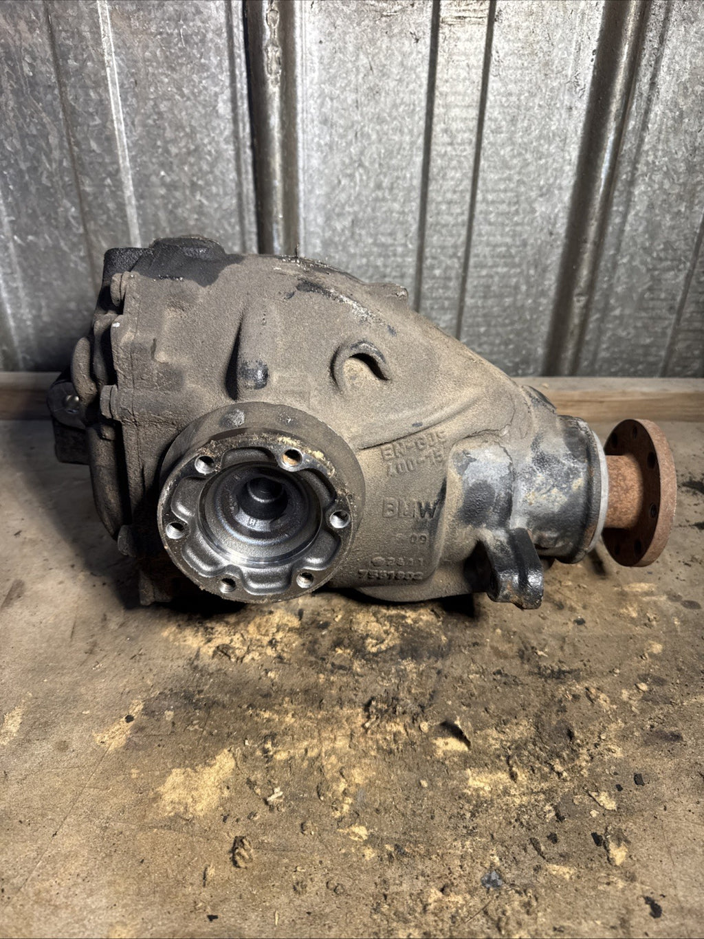 BMW REAR DIFFERENTIAL X3 E83 AUTOMATIC FINAL DRIVE 4.44 7508903