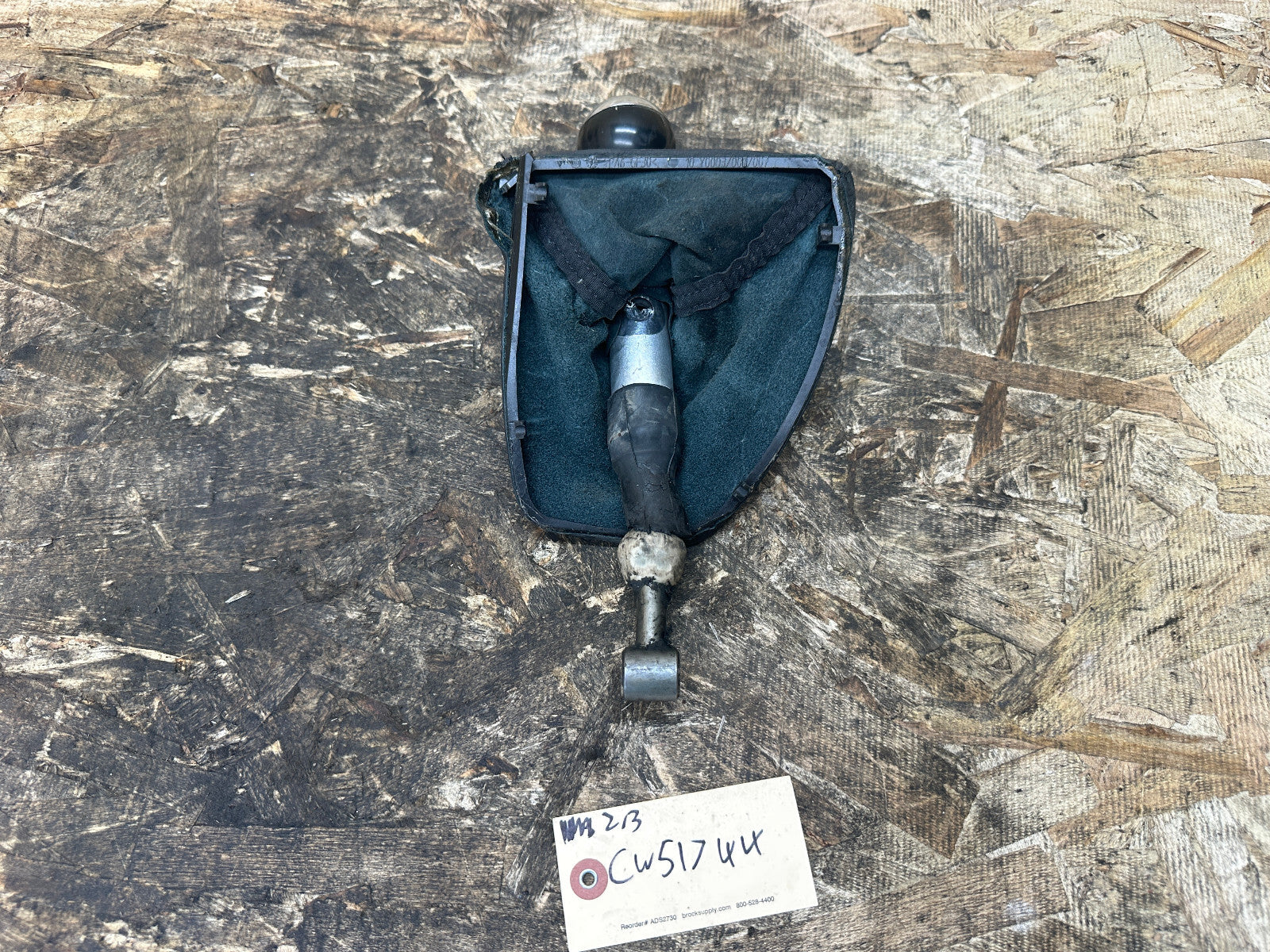 BMW 05-10 E60 5 SERIES MANUAL TRANSMISSION GEAR LEVER+BOOT OEM 7587478