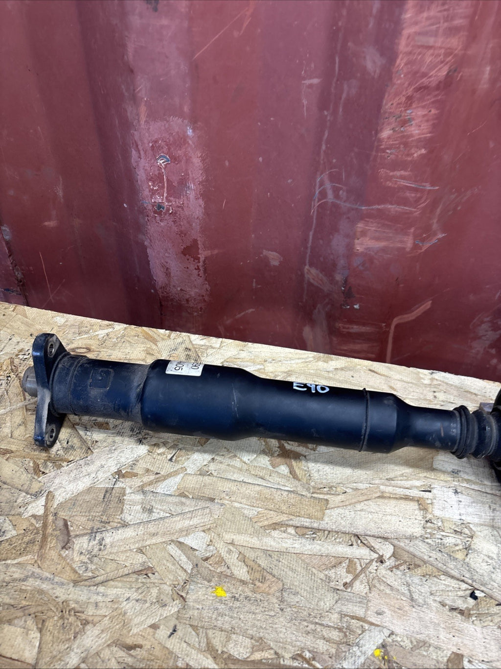 OEM Rear Drive Shaft Prop Drive Shaft For BMW 3 SERIES E90 2610 7527376 AWD