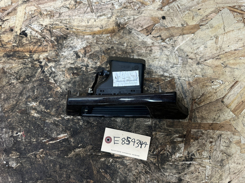 BMW 06-13 E90 BROKEN FRONT LEFT/DRIVER SIDE DASH AIR VENT BAMBUS OEM 9130459