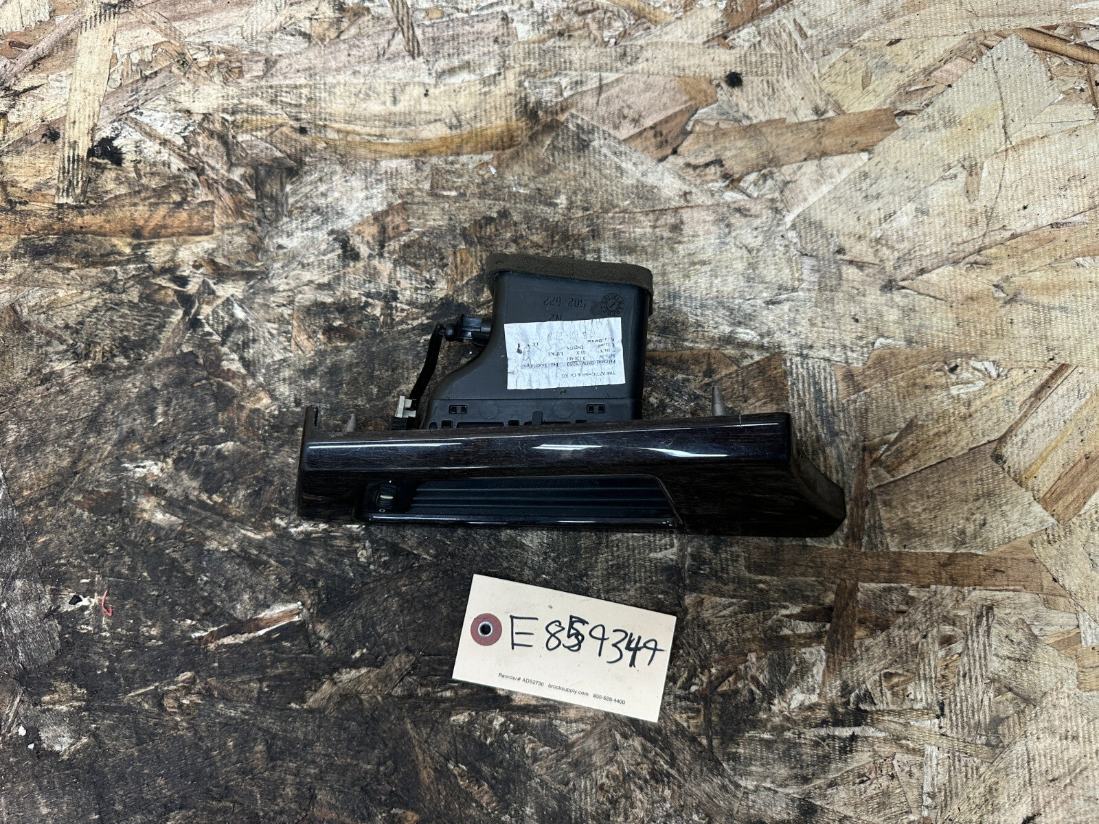BMW 06-13 E90 BROKEN FRONT LEFT/DRIVER SIDE DASH AIR VENT BAMBUS OEM 9130459