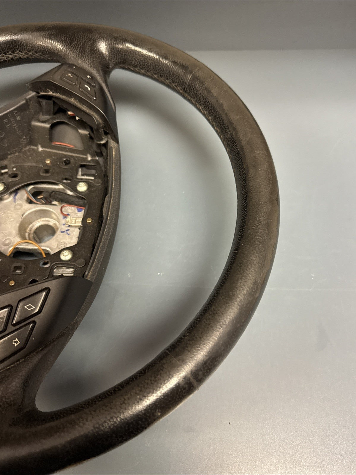 04-10 BMW E60 E61 528i 535i 545i 550i 3 SPOKE STEERING WHEEL OEM (For: BMW)