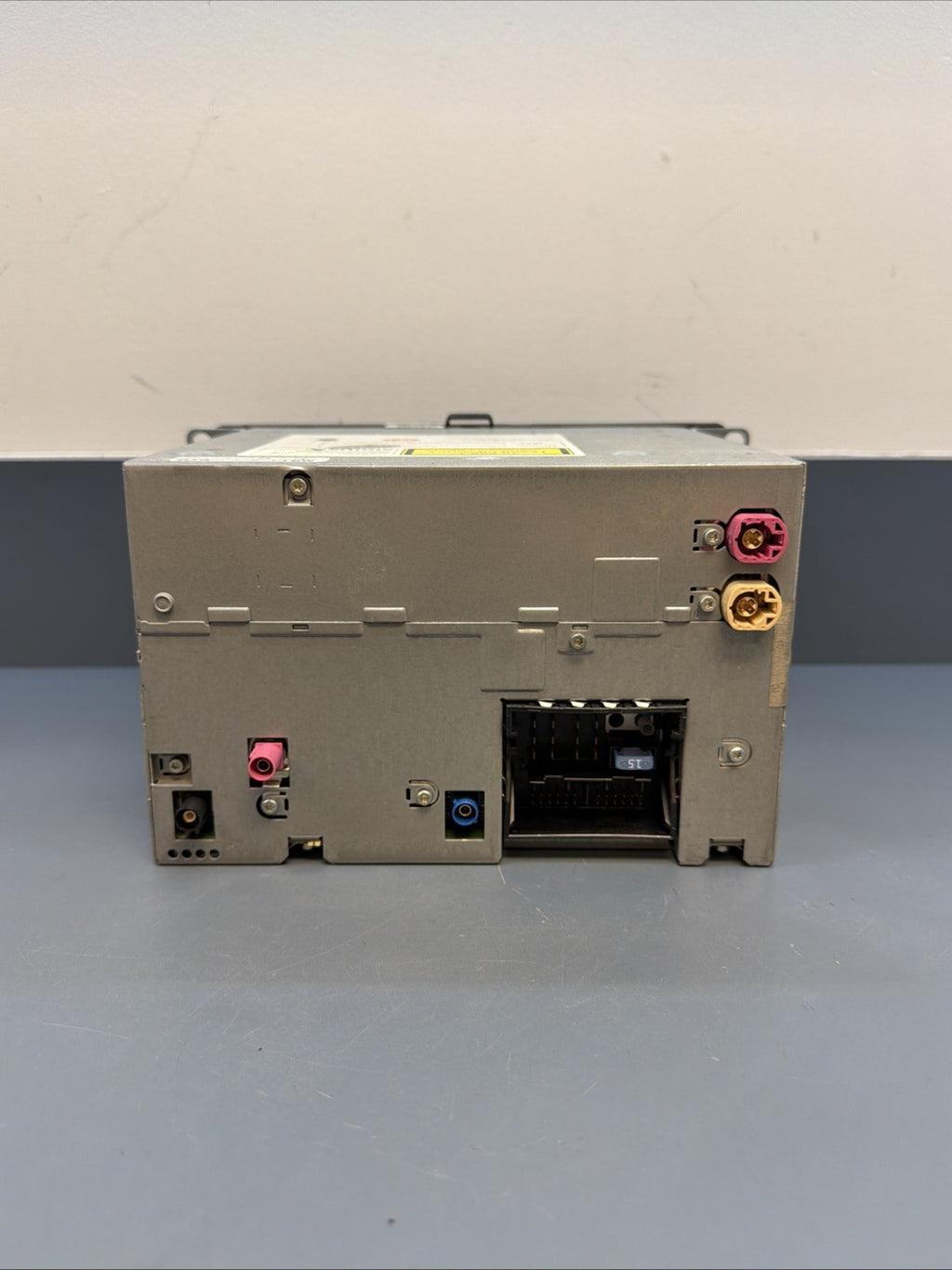 2009-2013 BMW E90/E92/E93 M3 RADIO CD HEAD UNIT 9218332 OEM