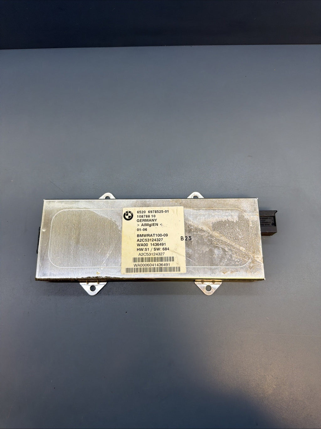 2006-2008 BMW 750i E65 Antenna Amplifier Module 6978525