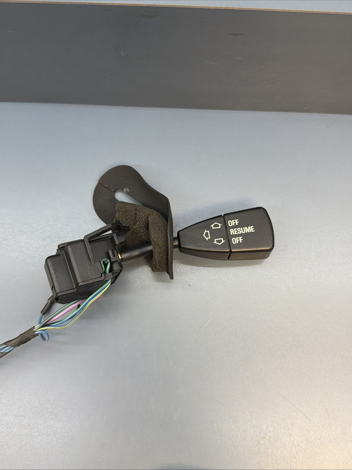 92-99 BMW E36 3-SERIES STEERING COLUMN CRUISE CONTROL SWITCH