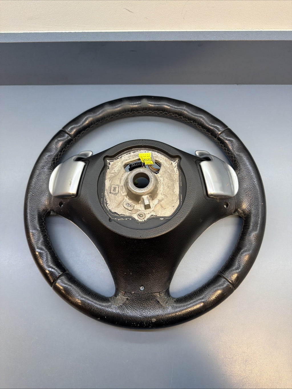 BMW E88 E90 E92 E93 M3 SPORTS STEERING WHEEL WITH PADDLE SHIFTER LEATHER 6774968