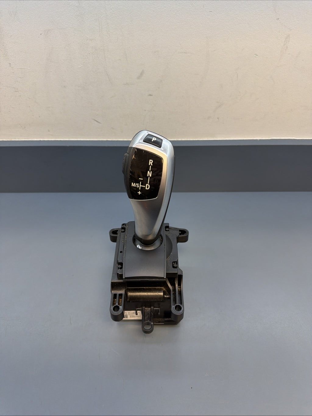 2011-17 BMW X3 X4 528 750 F10 F25 F26 Transmission Floor Shifter 10099975 OEM