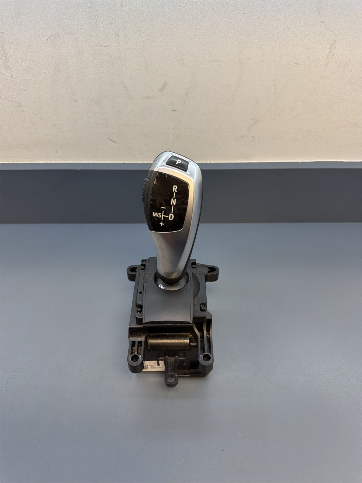 2011-17 BMW X3 X4 528 750 F10 F25 F26 Transmission Floor Shifter 10099975 OEM