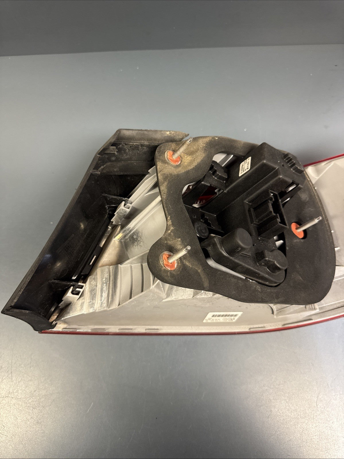 07-10 BMW E92 328i 335i M3 Coupe Rear Left Driver Outer Tail Light 7174403 OEM