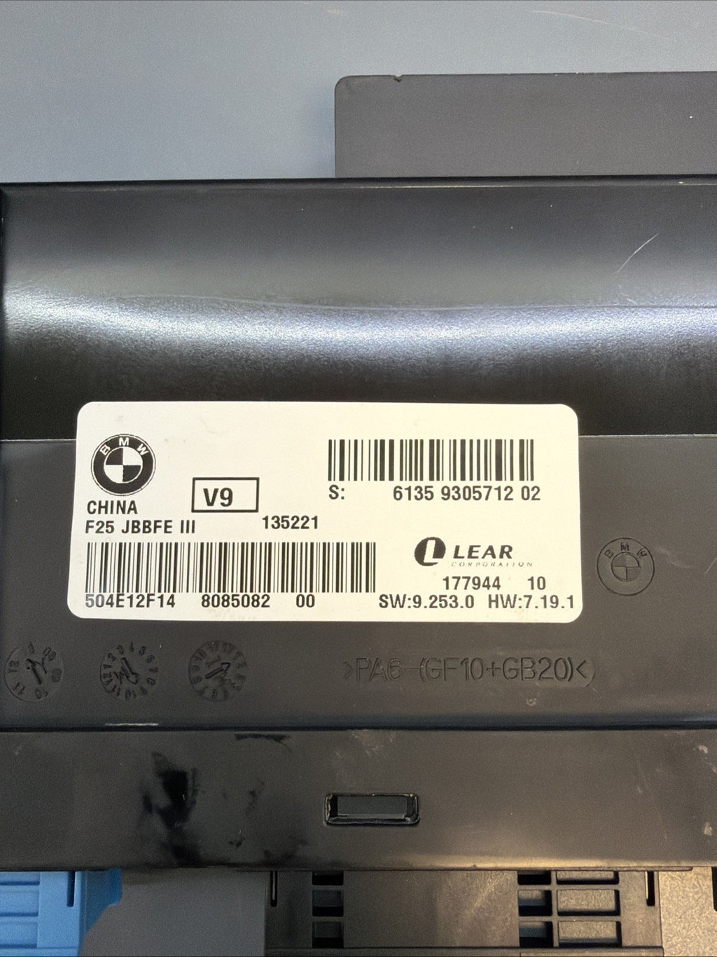 BMW X3 F25 X4 F26 CONTROL MODULE JUNCTION BOX ELECTRONICS 3 ECU JBBFEIII 9305712