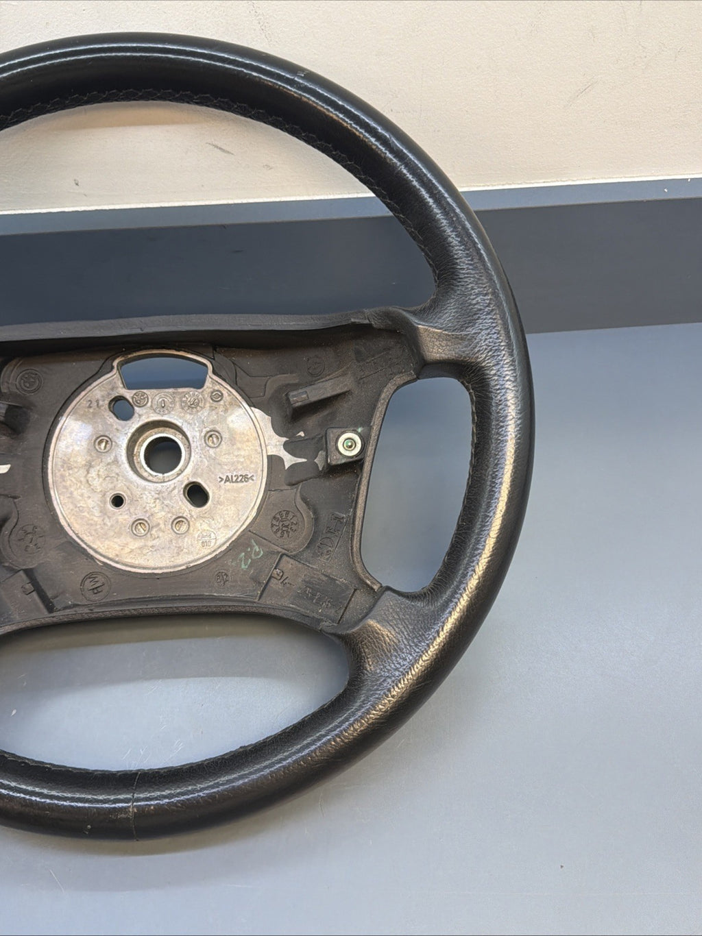 99-06 BMW OEM 330XI STEERING WHEEL W/O CONTROL SWITCHES LEATHER BLACK 6753947