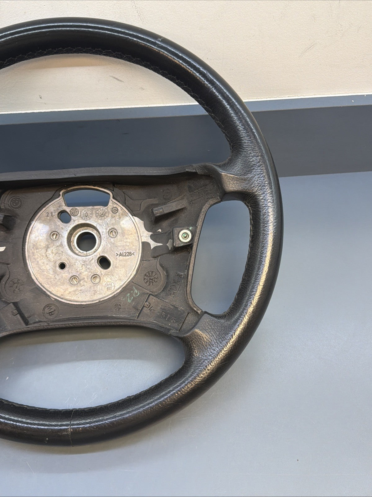 99-06 BMW OEM 330XI STEERING WHEEL W/O CONTROL SWITCHES LEATHER BLACK 6753947