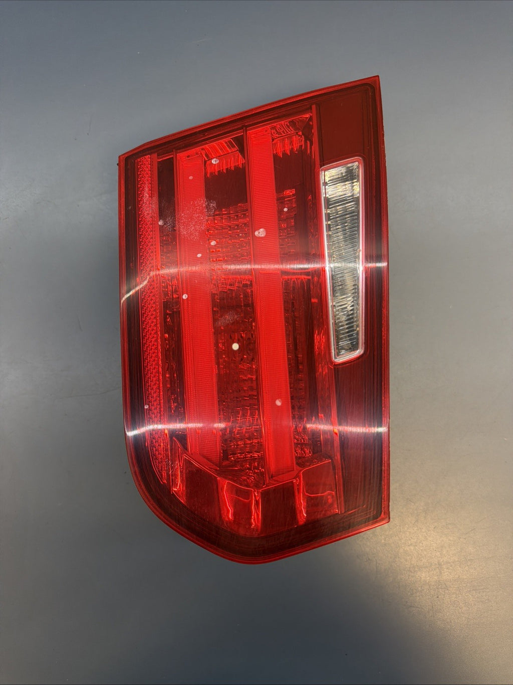 12-15 BMW 328i F30 F31 REAR LEFT DRIVER TRUNK TAILGATE LIGHT OEM 7371111