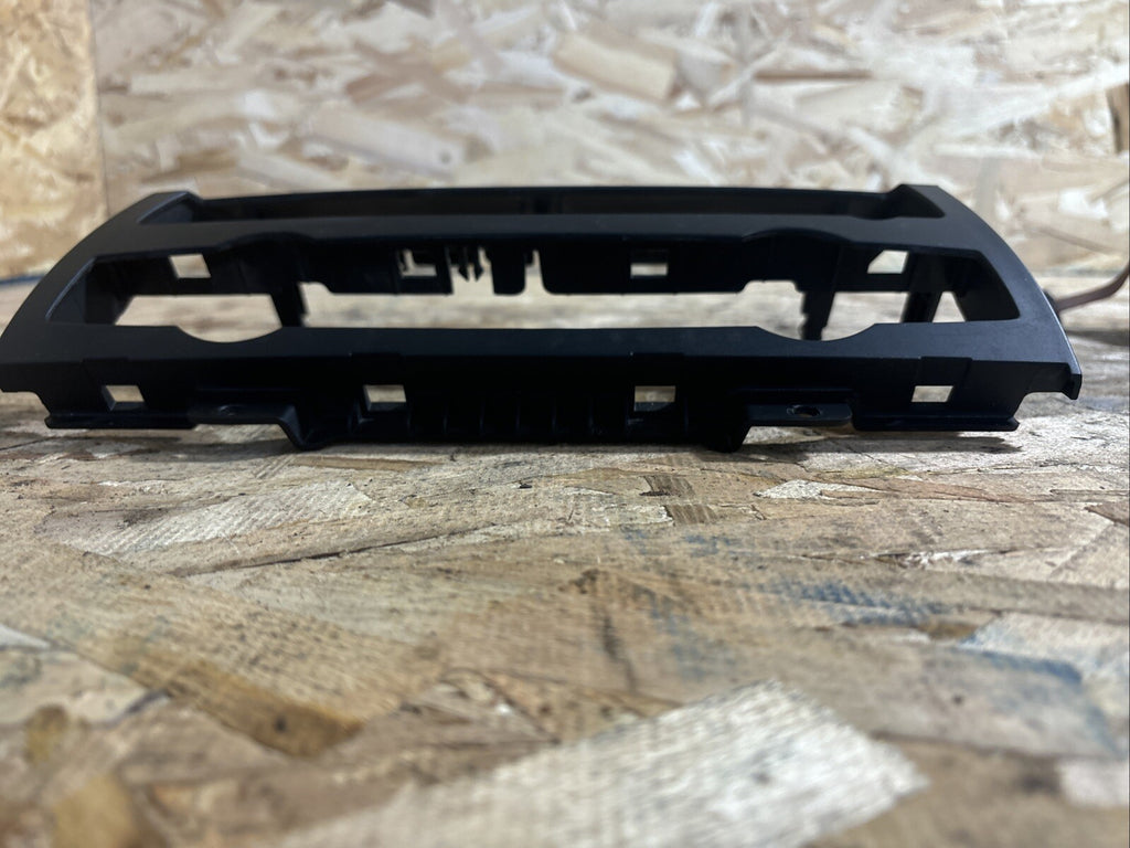 2007-2013 BMW X5 - DASH Bezel / TRIM Panel 7161797