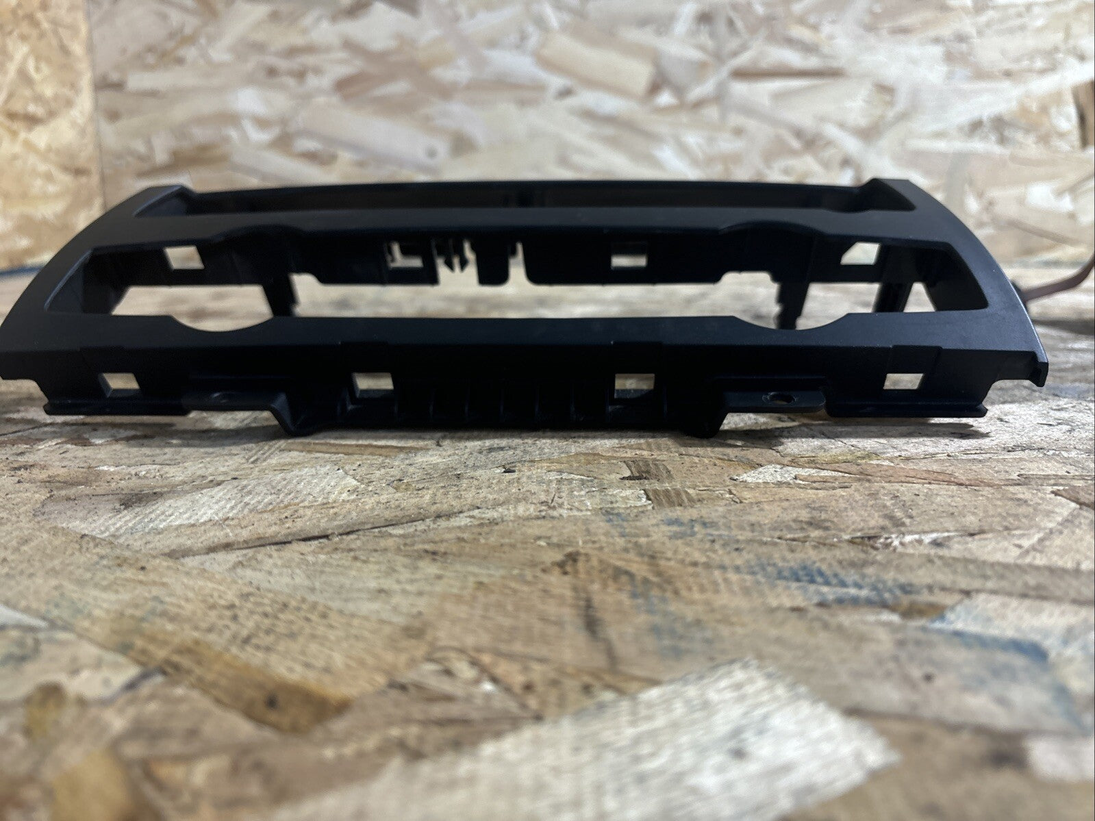 2007-2013 BMW X5 - DASH Bezel / TRIM Panel 7161797