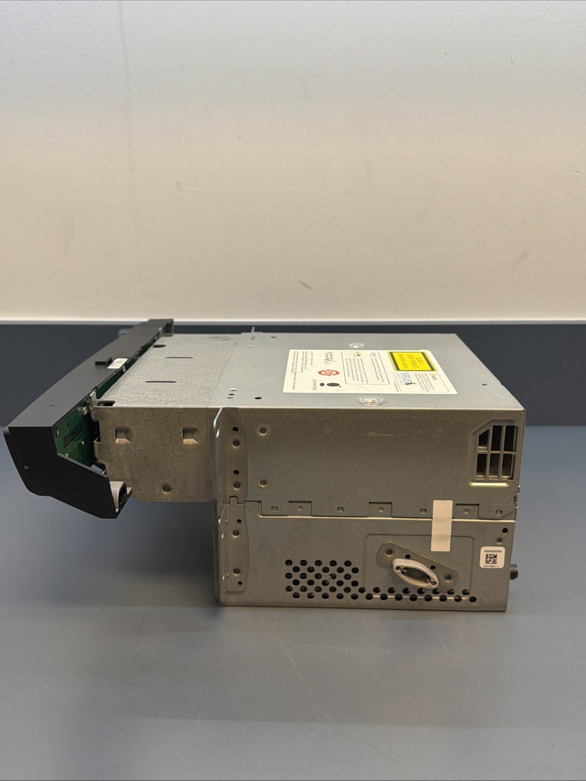 2010 BMW X5 3.5D. Diesel E70 - Radio Receiver - OEM 9222857