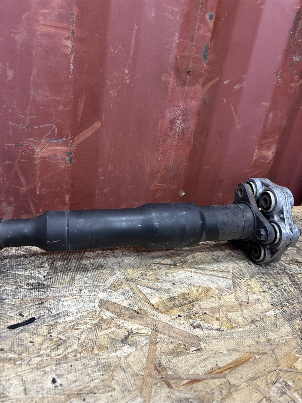 OEM Rear Drive Shaft Prop Drive Shaft For BMW 3 SERIES F30 2610 7600185 AWD