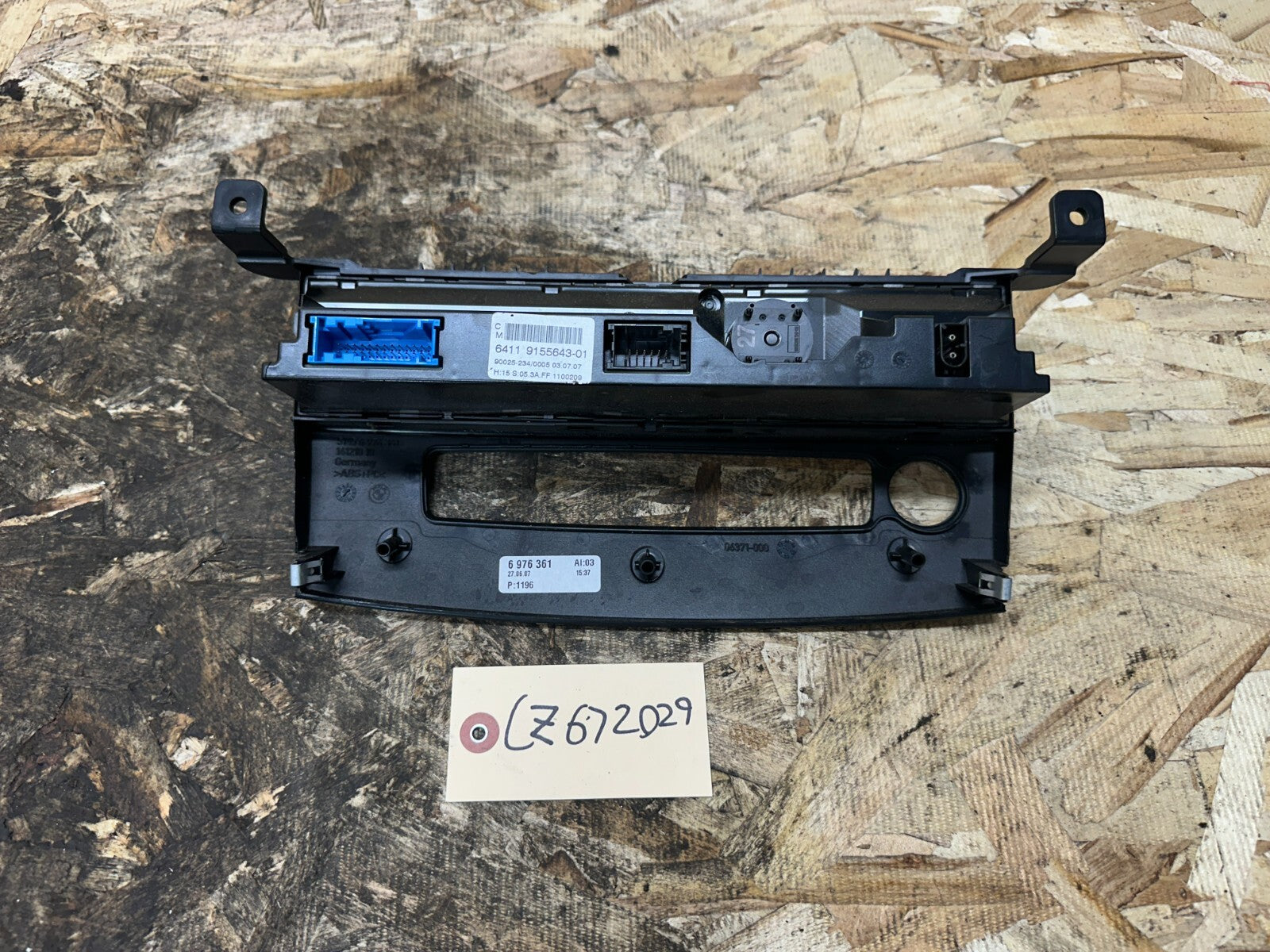 BMW 08-10 E60/E61 CENTER CONSOLE CLIMATE CONTROL PANEL BLACK TRIM OEM 6976361