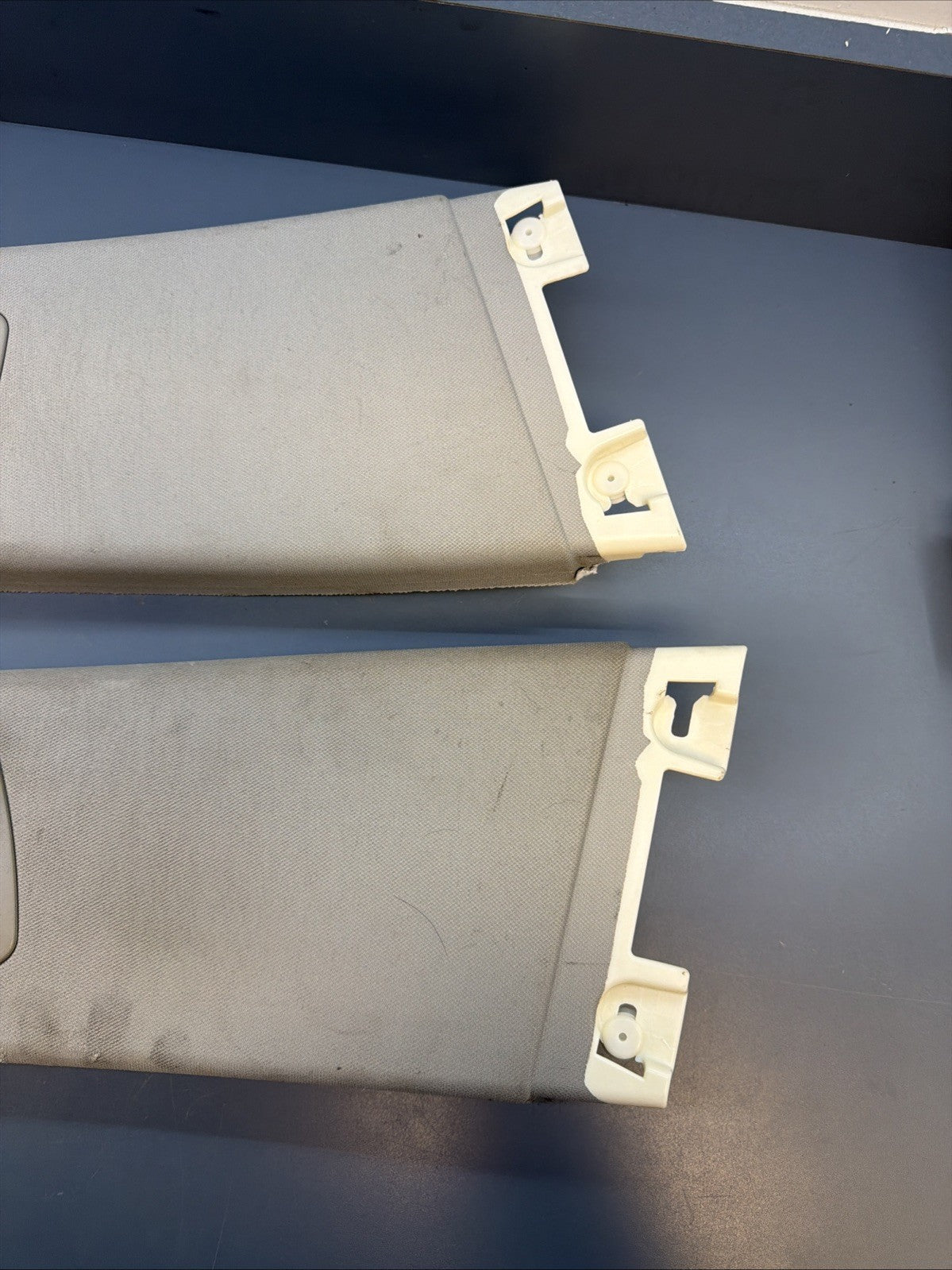 BMW E90 325 328 330 335 Center Middle Upper B Pillar Cover Trims Set OEM 7058335