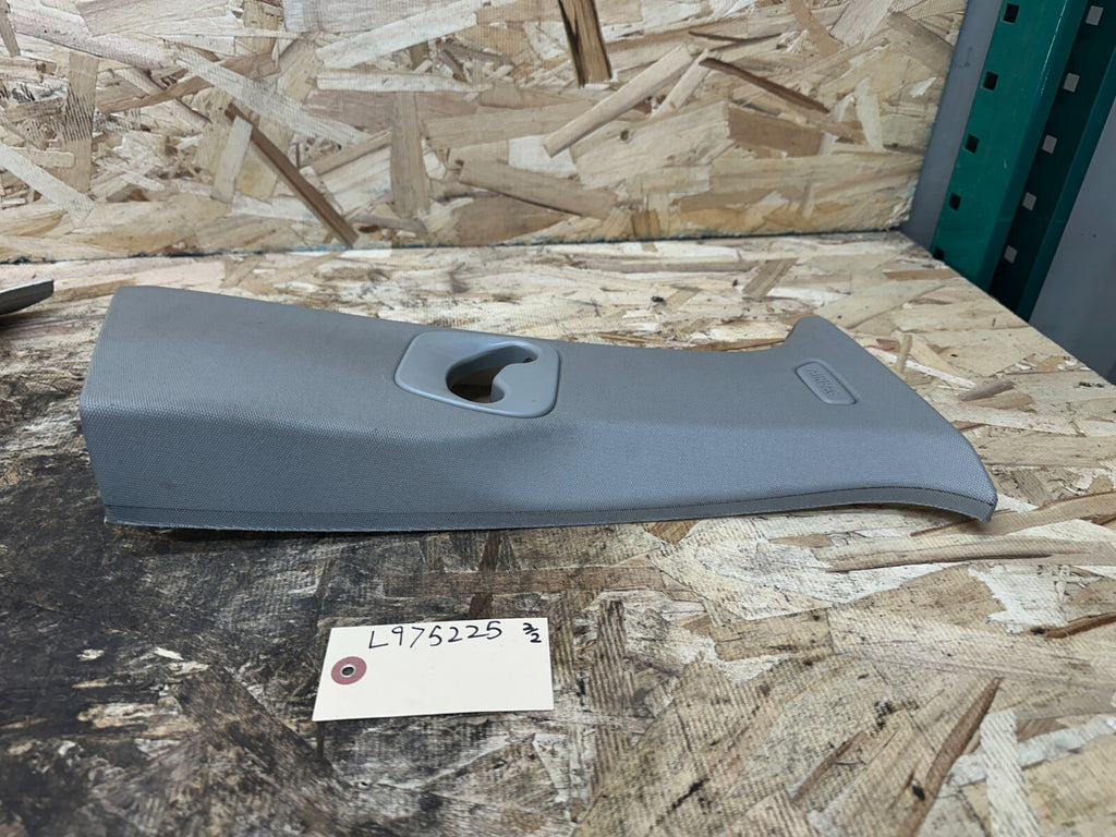 BMW 11-17 F25 X3 LEFT AND RIGHT B PILLAR GRAY TRIM PANEL SET OEM 9169305/306