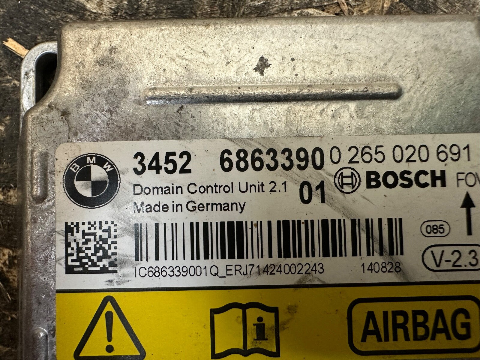 BMW F30 F31 F32 SRS CONTROL MODULE OEM 6863390