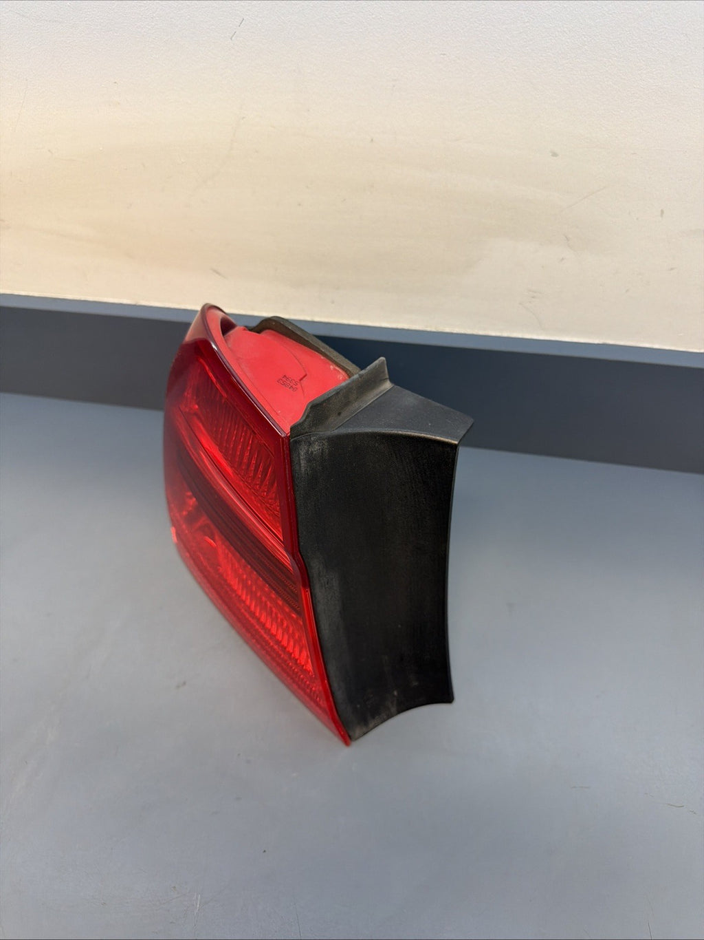 06-08 BMW E90 325i 330i 328i 335i Sedan Left Rear Tail Light Lamp 7161955 PRELCI