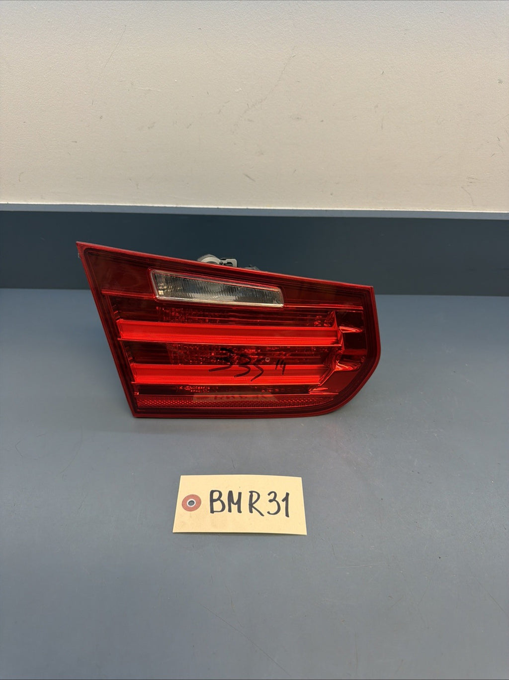 12-15 BMW 328i F30 F31 REAR LEFT DRIVER TRUNK TAILGATE LIGHT OEM 7371111