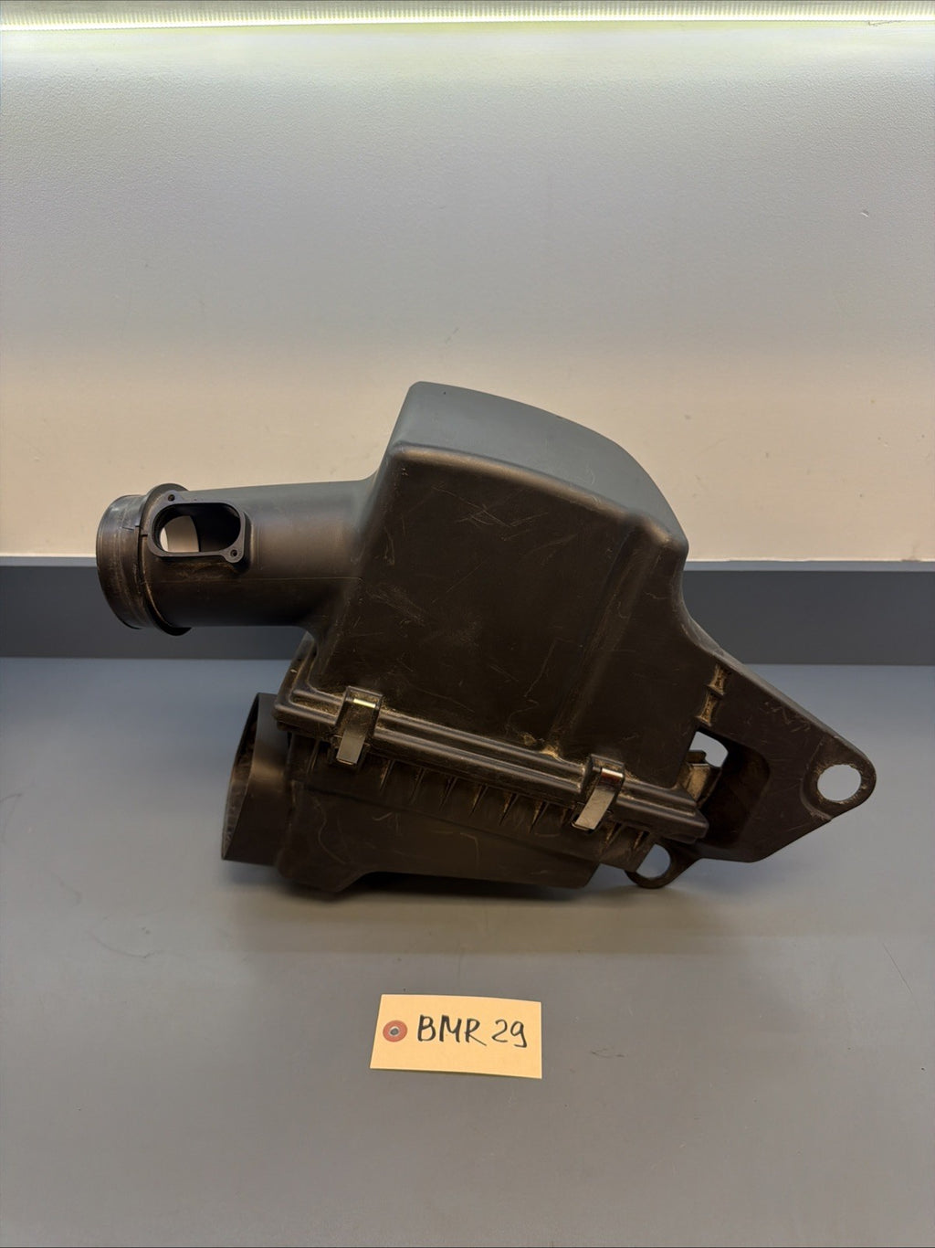 12-15 BMW X1 E84 28i Airbox Air Cleaner Assembly N20 7588280