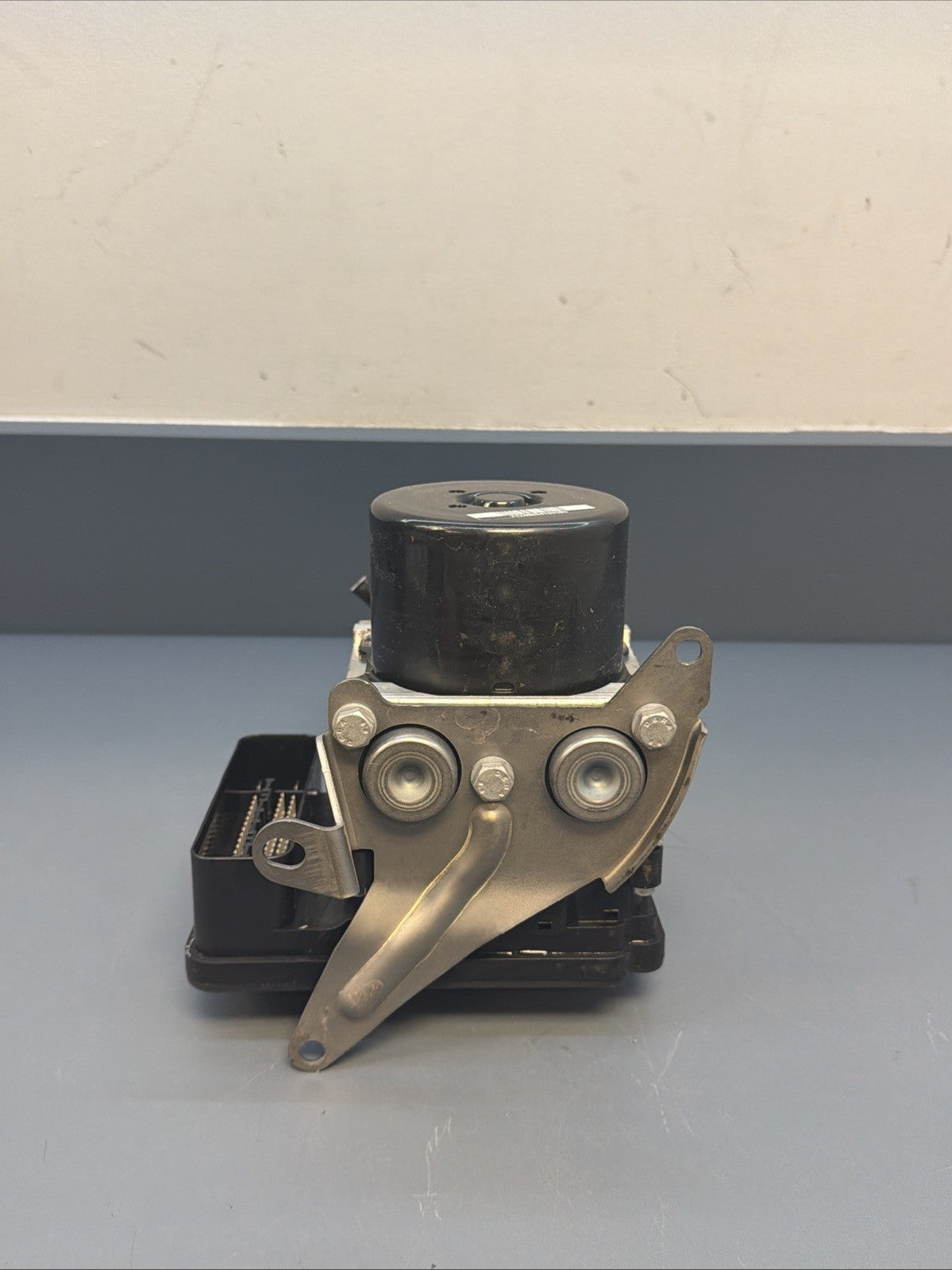 BMW 04-13 E90 3 SERIES ABS ANTI LOCK BRAKE PUMP+CONTROLLER OEM 6790146