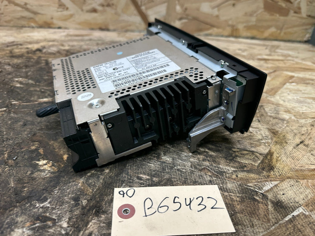 BMW 2006-2012 E90 E9X AM FM RADIO CD AUDIO PLAYER OEM 9150109