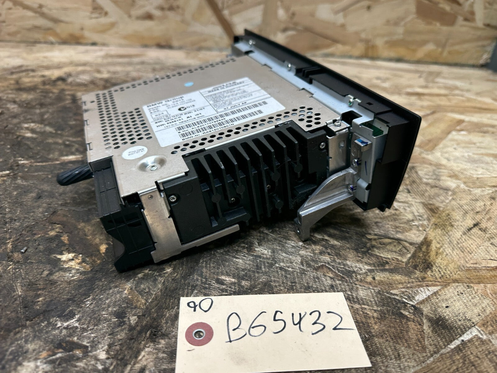 BMW 2006-2012 E90 E9X AM FM RADIO CD AUDIO PLAYER OEM 9150109