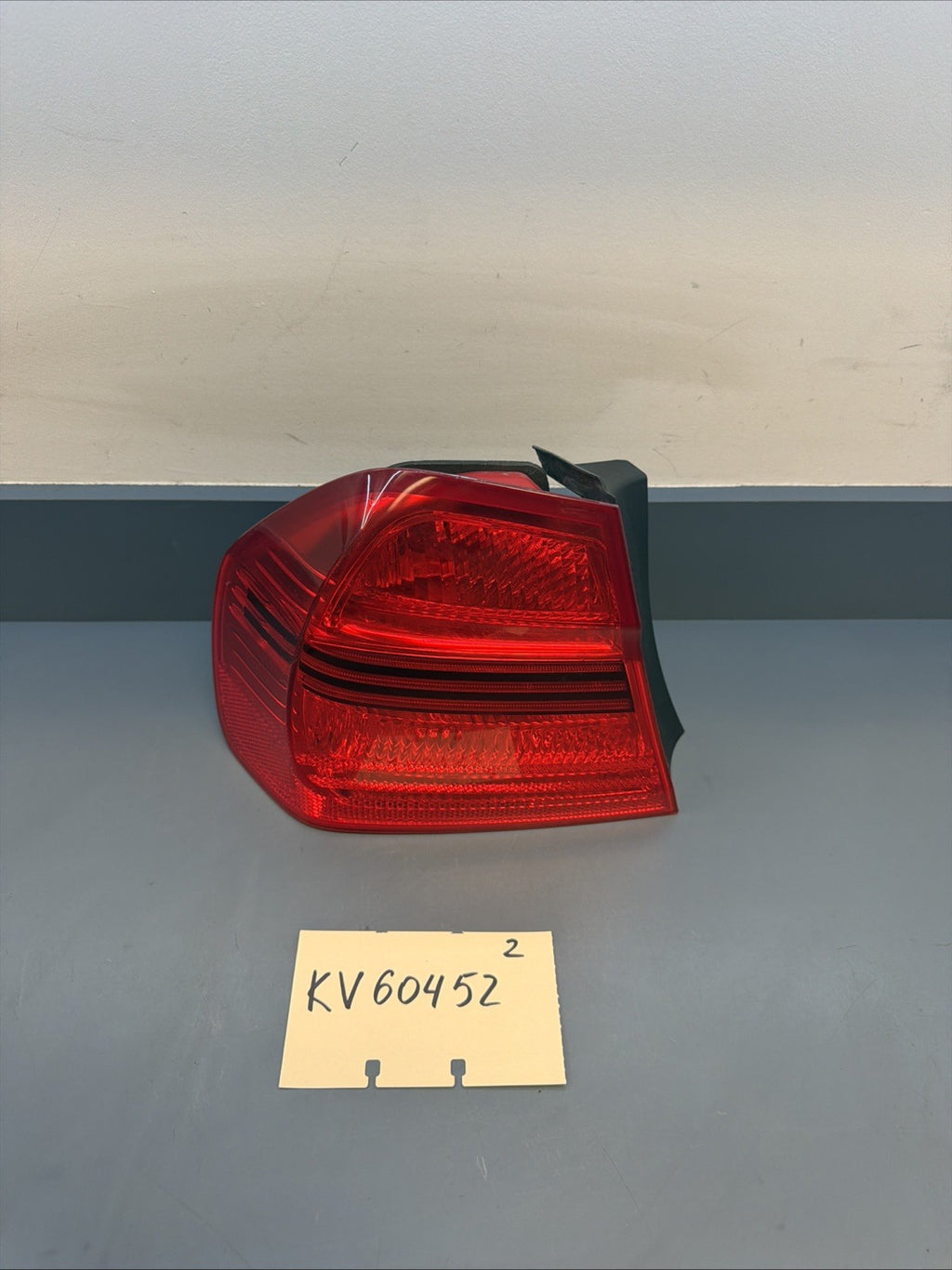 06-08 BMW E90 325i 330i 328i 335i Sedan Left Rear Tail Light Lamp 7161955 PRELCI