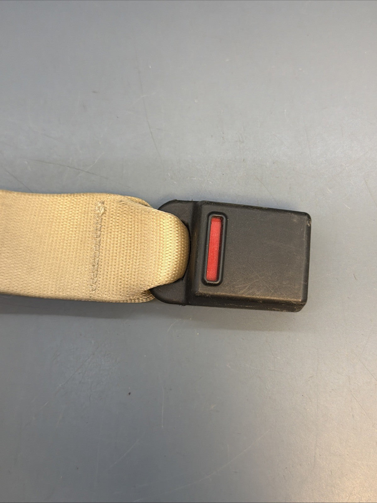 2009-2011 BMW 335I - REAR Center SEAT BELT Buckle / Receiver 9160117