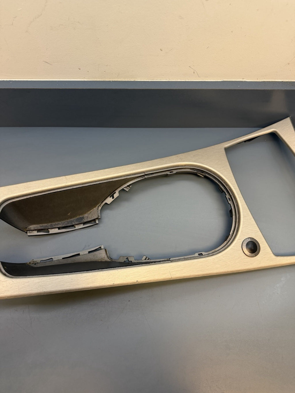 03-08 BMW Z4 E85 E86 Front Center Console Top Cover Bezel Trim Aluminum 7044312