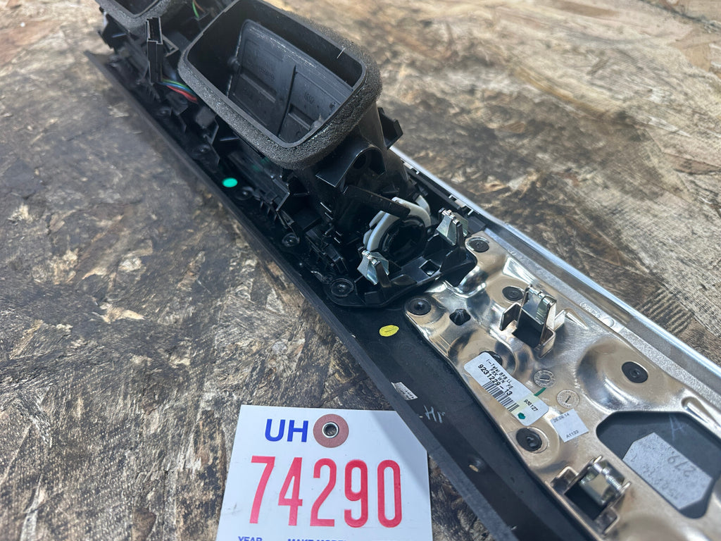 BMW 2011-2019 F30 F32 3 4 SERIES RIGHT DASH VENT TRIM WALNUT+SILVER 9231229