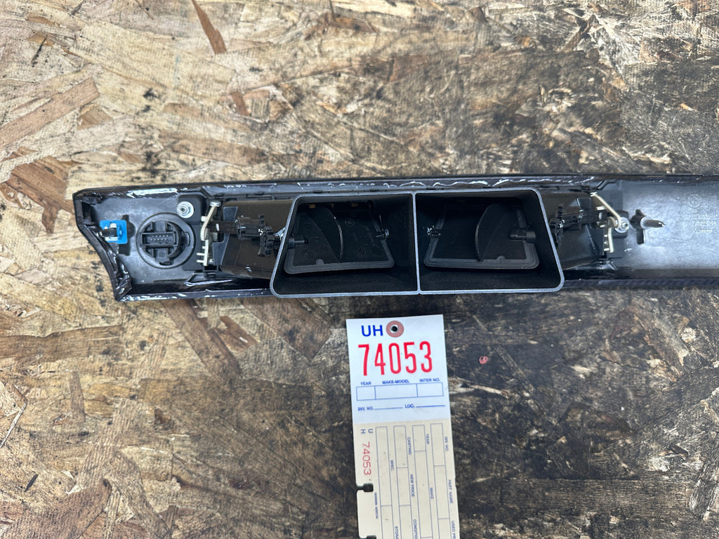 BMW 2008-2013 E90 3 SERIES RIGHT DASH VENT TRIM WOODGRAIN W CARBON WRAP 7132851