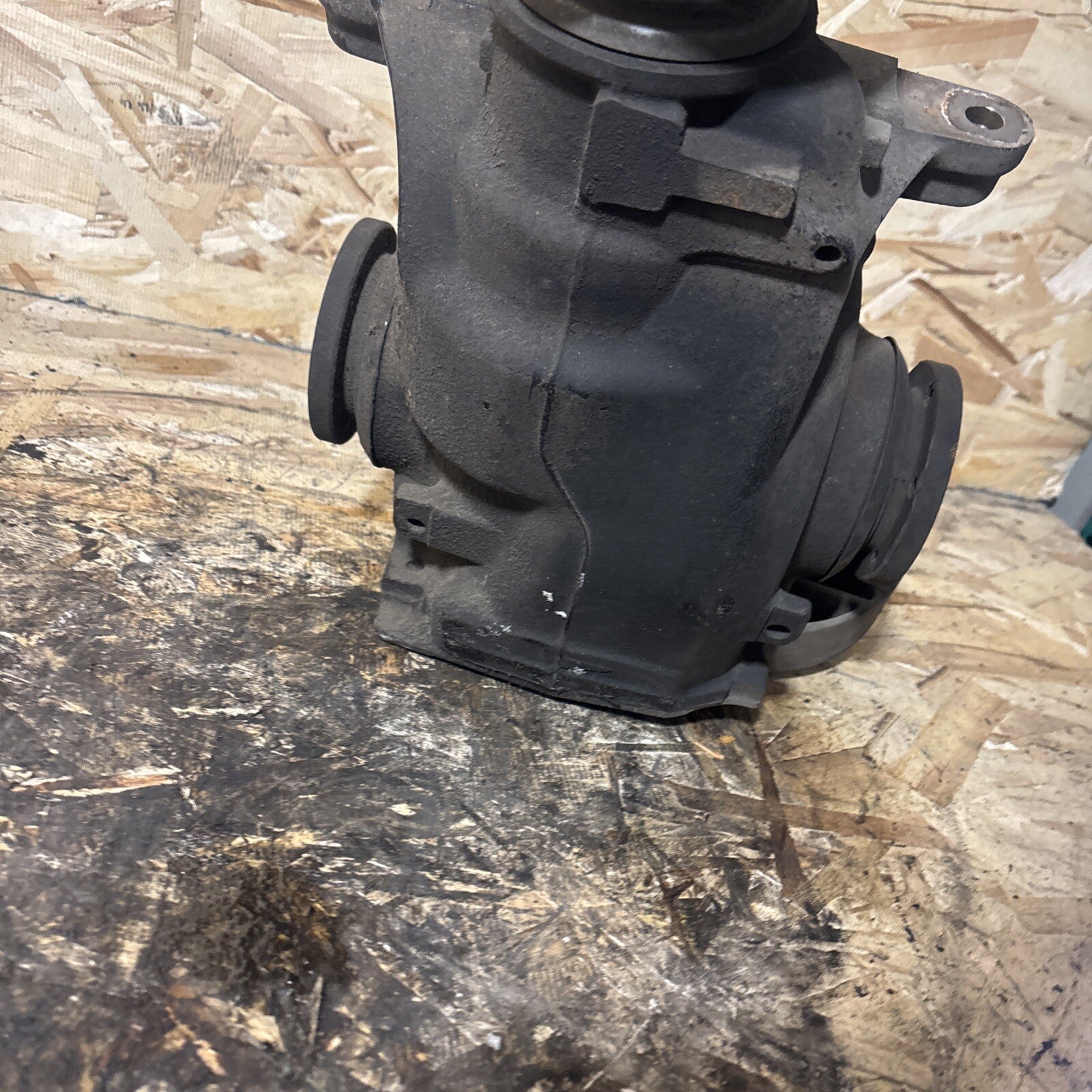 BMW E90 328 REAR DIFFERENTIAL 3 SERIES 3.91 FINAL DRIVE 7566189