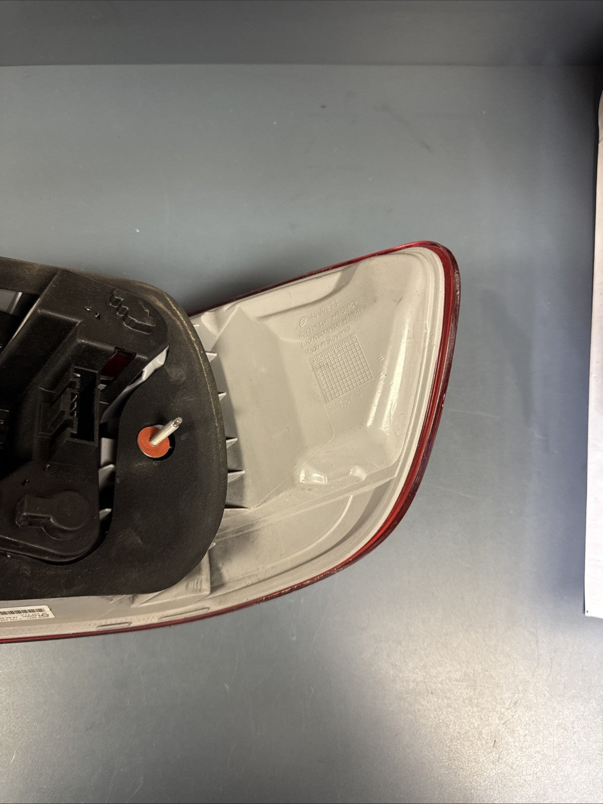 07-10 BMW E92 328i 335i M3 Coupe Rear Left Driver Outer Tail Light 7174403 OEM