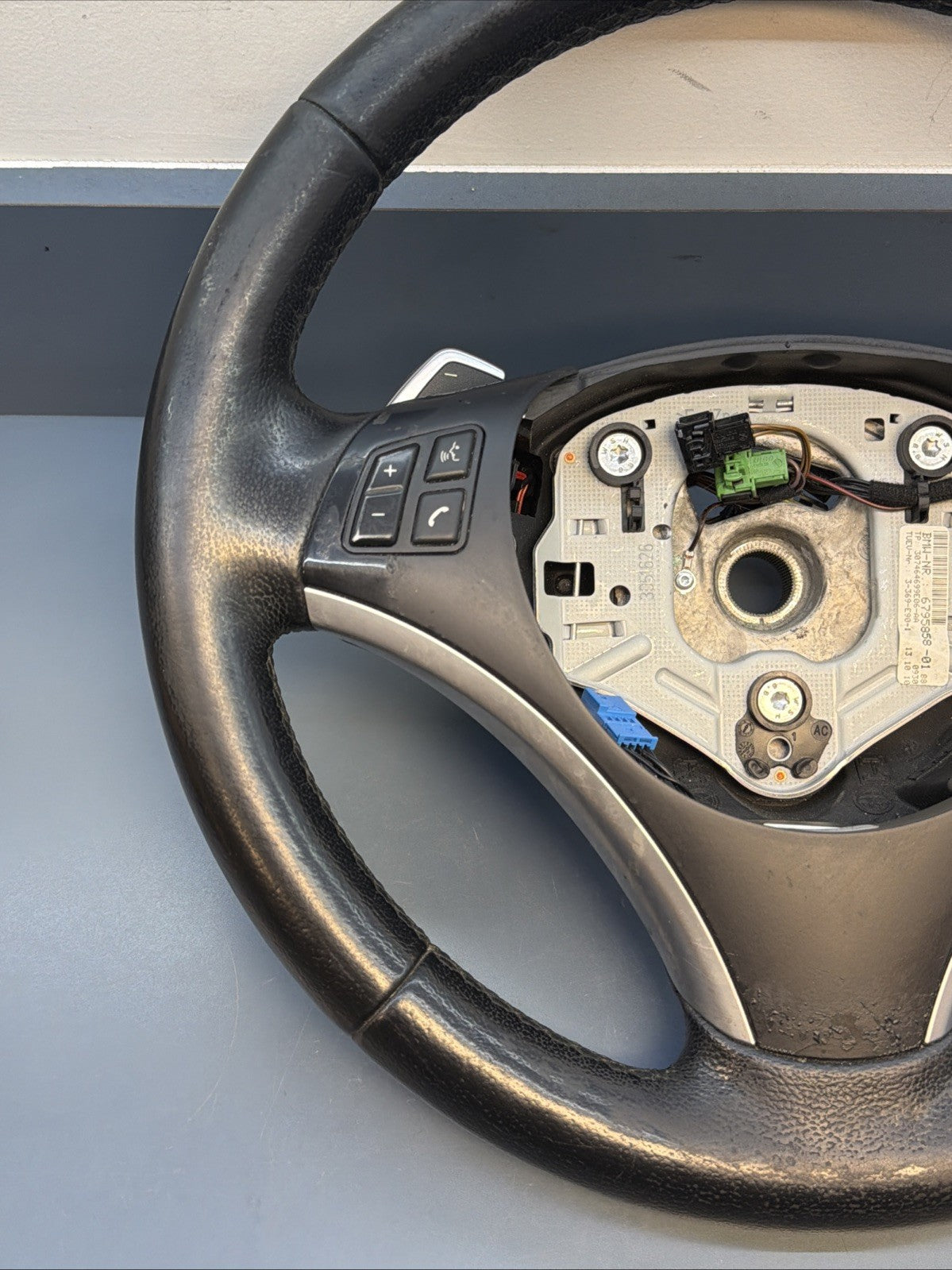BMW 06-11 E90 3 SERIES BLACK LEATHER SPORT STEERING WHEEL W PADDLES OEM 6795858