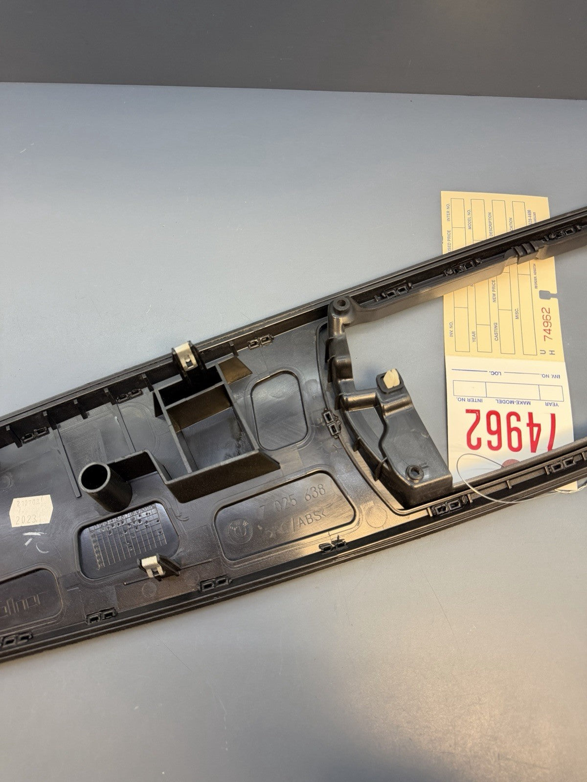 03-08 BMW Z4 E85 E86 Right Passenger Side Center Dash Trim Panel Aluminum7036358