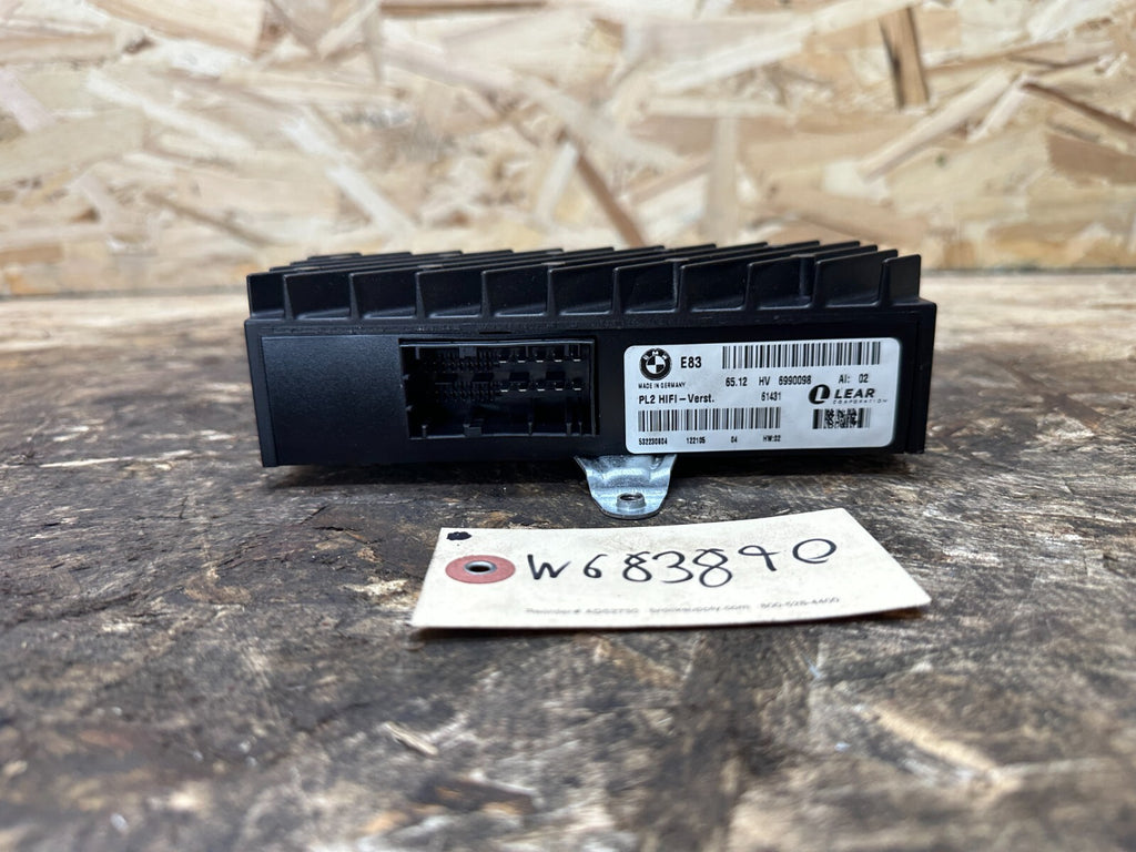 BMW 03-10 E83 X3 LEER STERIO RADIO AUDIO AMPLIFIER HiFi W BRACKET OEM 6990098