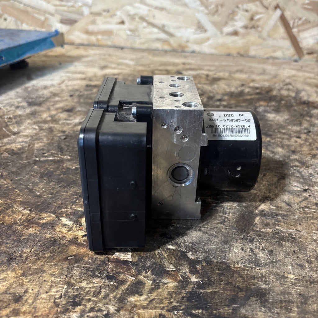 2009 - 2013 BMW 328i 3.0L OEM Anti-Lock Brake Pump 3451-6789303-02