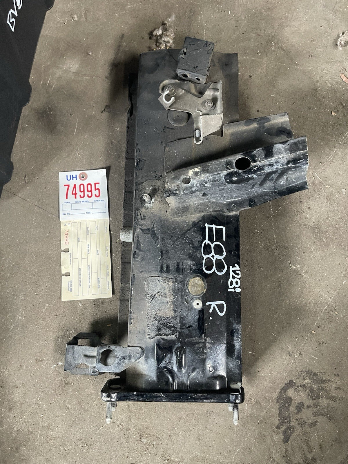 07-11 BMW E82 E88 128 135 Front Right Frame Rail Apron SECTION OEM