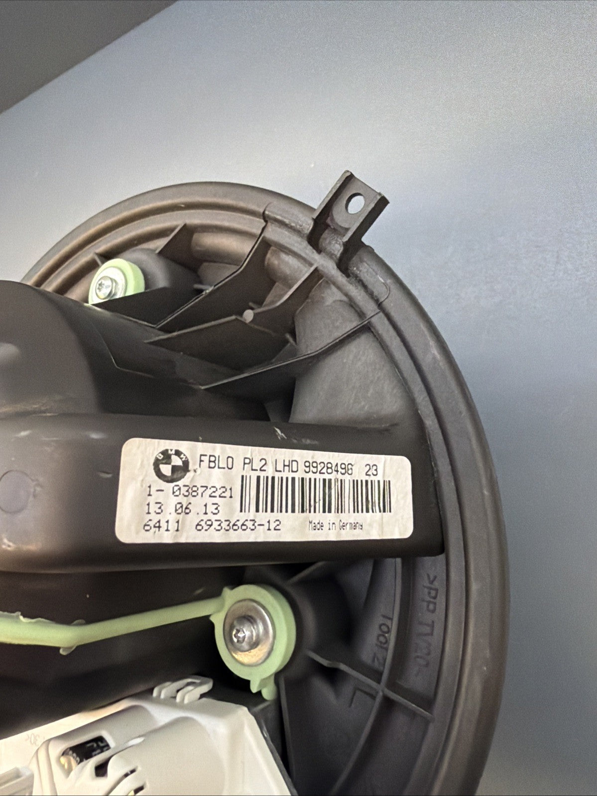 07-13 BMW X1 X3 E82 E90 E92 128I 135I 328I 335I HEATER BLOWER MOTOR FAN 6933663