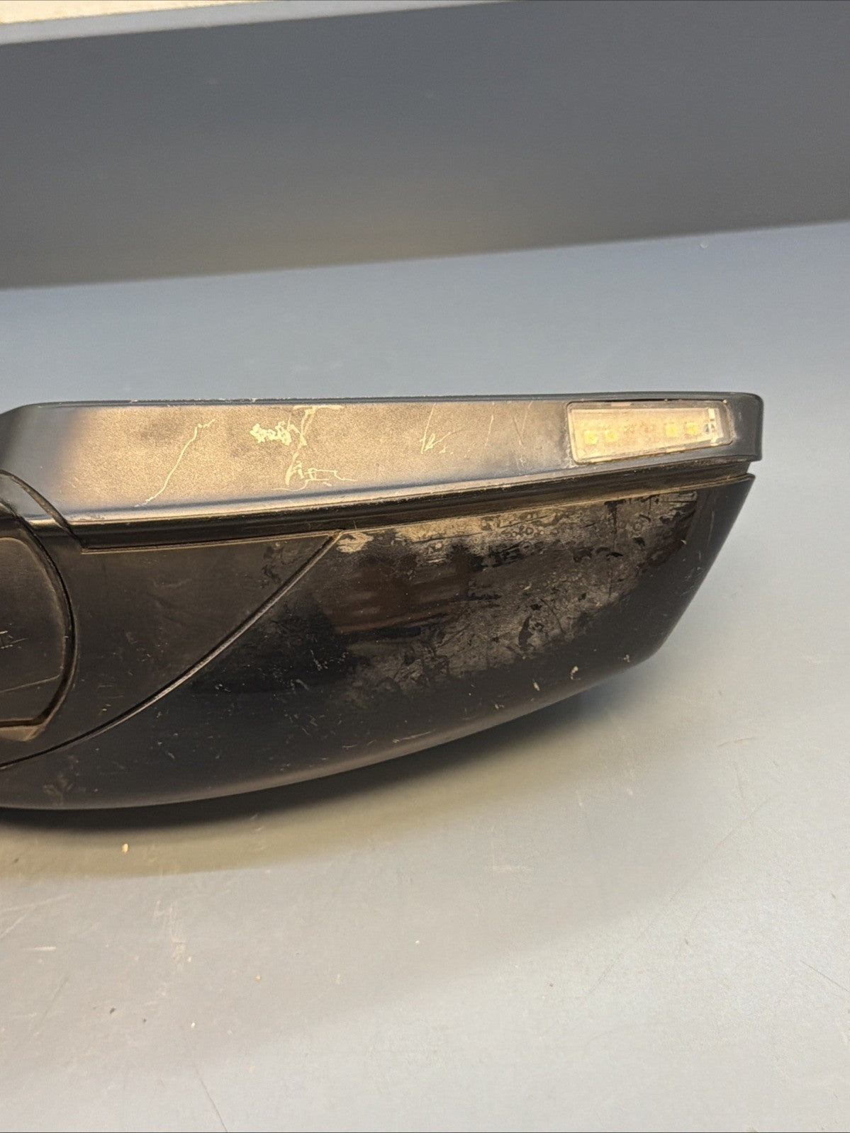 2006-2010 BMW 528i Front Right Side Door Side View Mirror Assembly 7043437 OEM