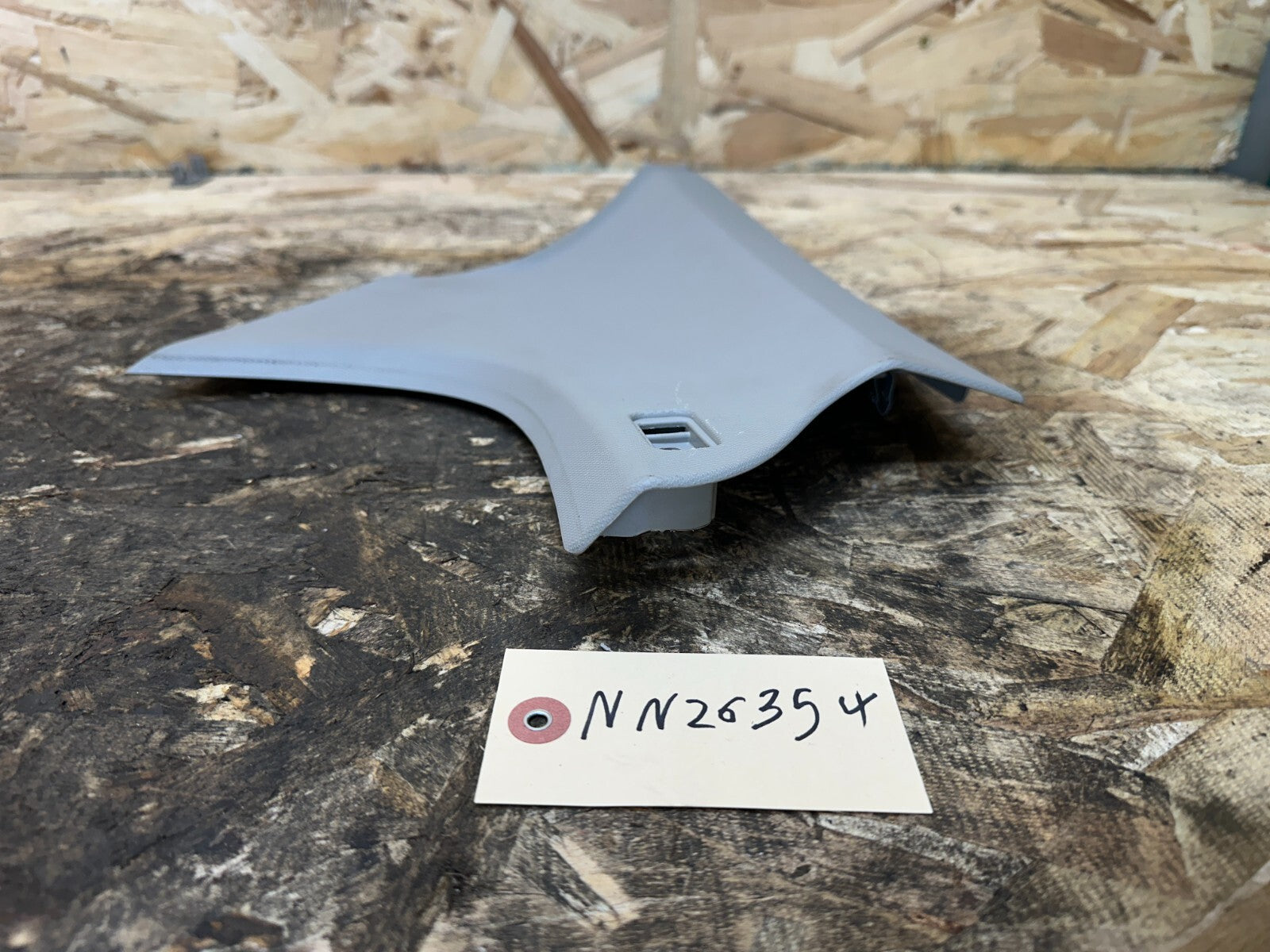 BMW 2006-2012 E90 REAR LEFT DRIVER SIDE C PILLAR TRIM GRAY OEM 7249659