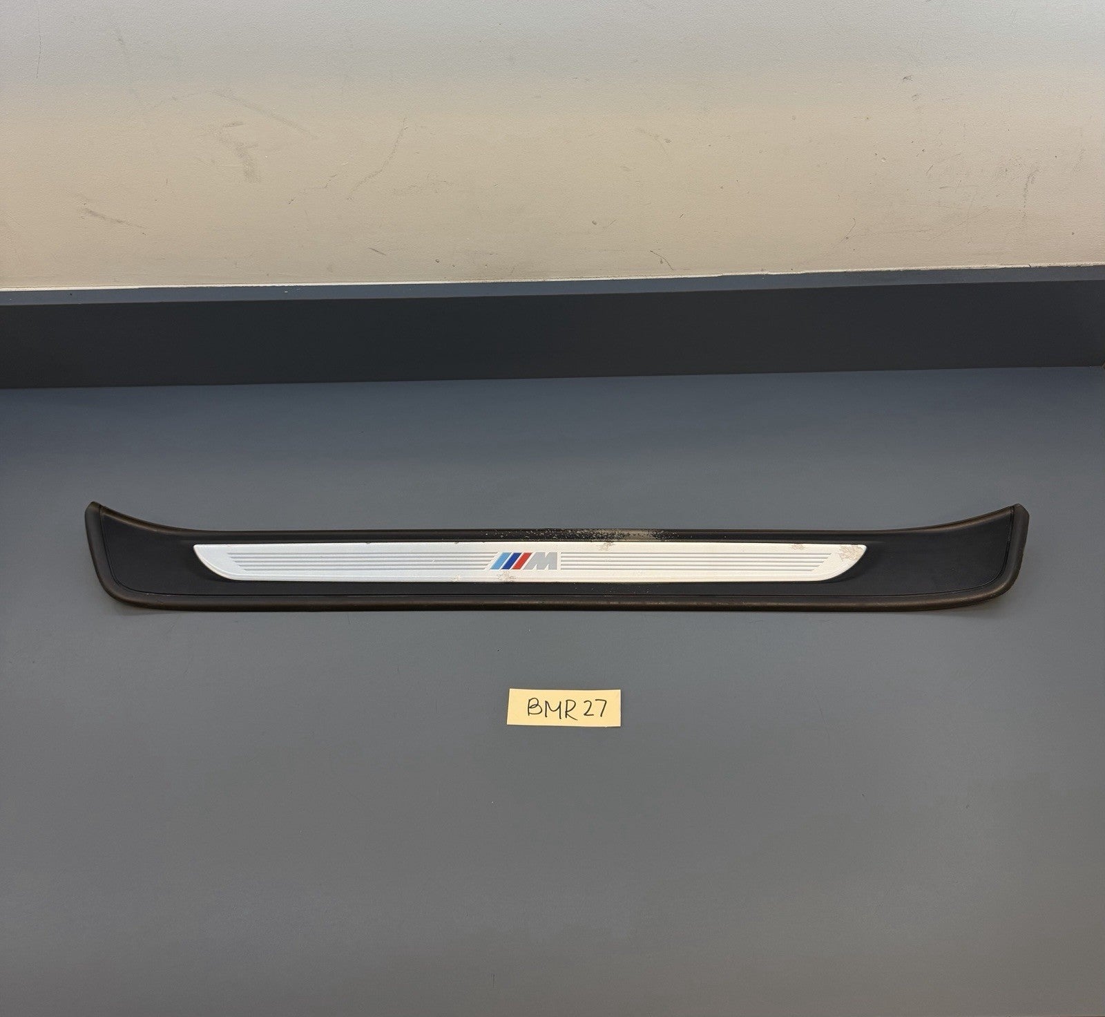 BMW E90 E91 LCI Front Entrance Cover Trim Strip Edition Left Driver 7255929